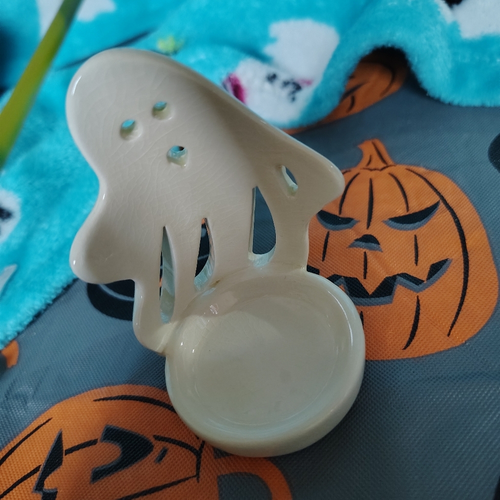 Ghost tea light - Picture 2 of 3